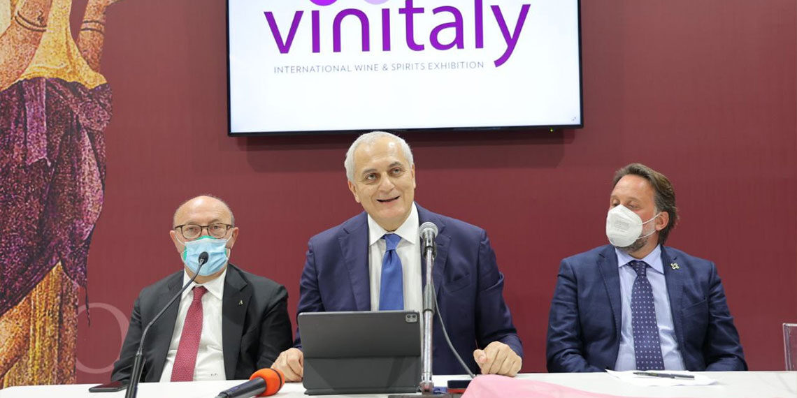 Vinitaly, assessore Caputo lancia il modello Campania