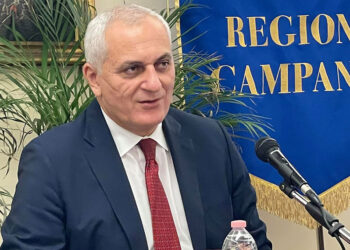 Stop alla pesca del gambero rosso, assessore caputo: “Rivedere il modello per salvaguardare la biodiversità e tutelare le imprese ittiche”